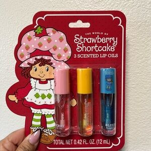 Strawberry Shortcake Scented Lip Oils Set